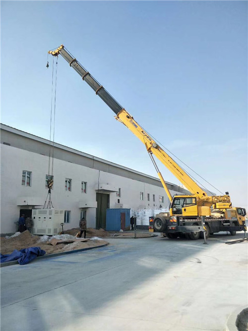 夏河县“超载就喊停”—— 吊车的 “重量保镖” 技术