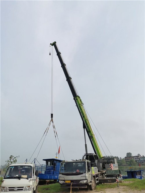 夏河县桥梁建设吊装案例