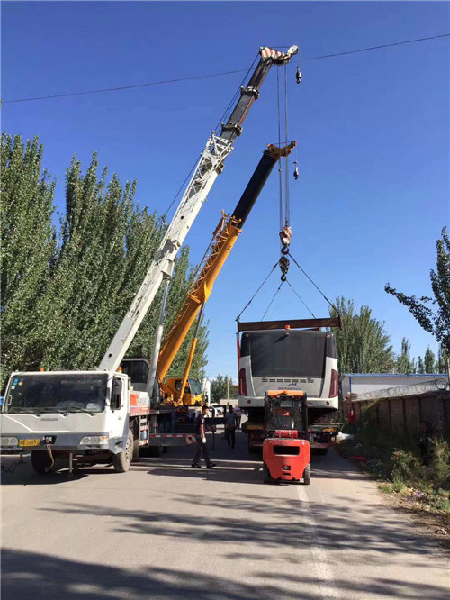 夏河县港口集装箱搬运案例